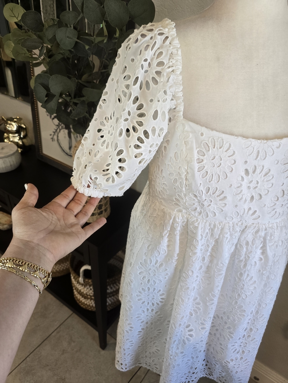 Lilly Pulitzer Women's Resort White Kay Short Puff Sleeve Eyelet Dress 10 - Picture 3 of 8